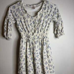 Justice Girls Ivory and Blue Floral Long Sleeve Peasant Dress Size 8